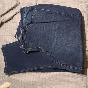 Maurices Plus size 18W short dark washed jeans